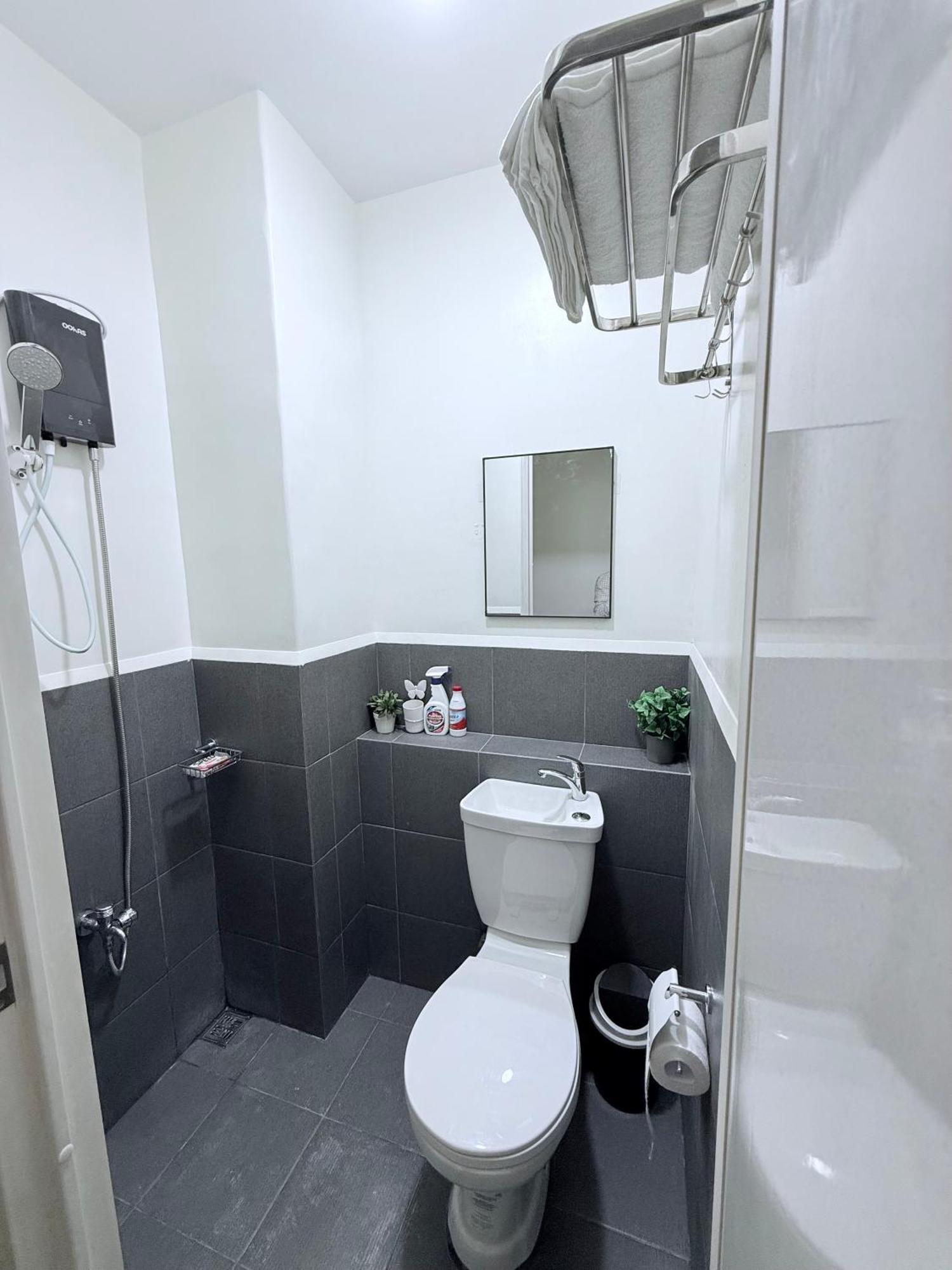 Hotel Urban Deca Towers Cubao